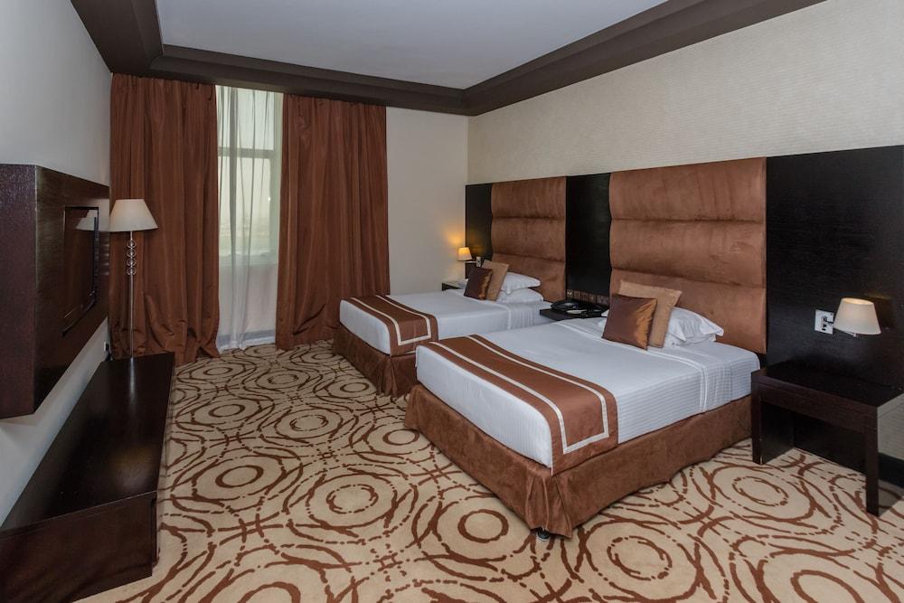 Готель Mangrove 4*